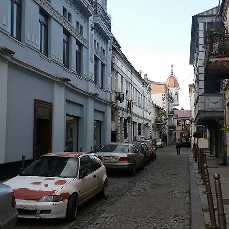 Nini'S Apartments 바투미 외부 사진